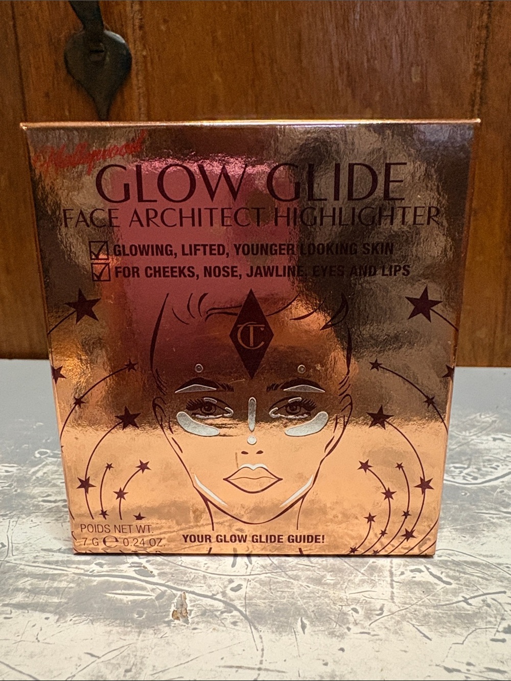 Charlotte Tilbury Hollywood Glow Glide Face Architect Highlighter Rose Gold Glow